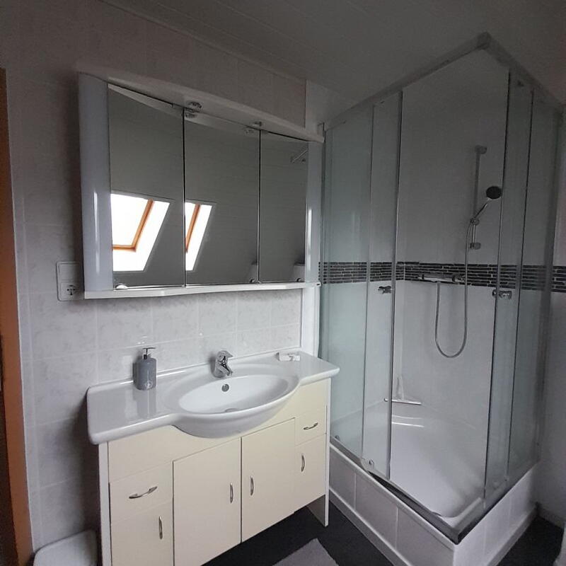 Ferienwohnung - Bad - Ellenz-Poltersdorf / Mosel